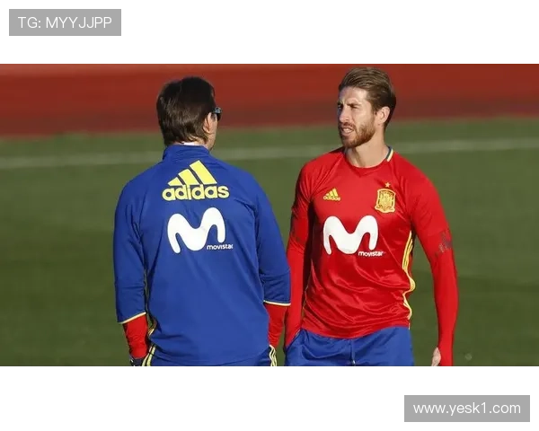 皮克与拉莫斯：中卫结构分化，一人倚重出球一人专注对抗