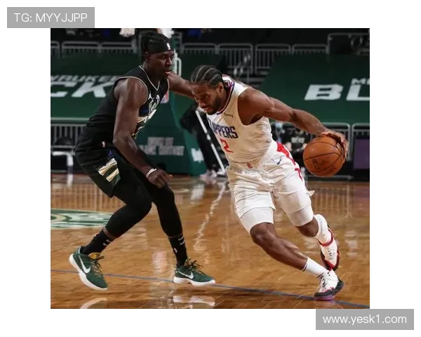 朱·霍勒迪无球跑位提升防守效率显著拉开与队友差距