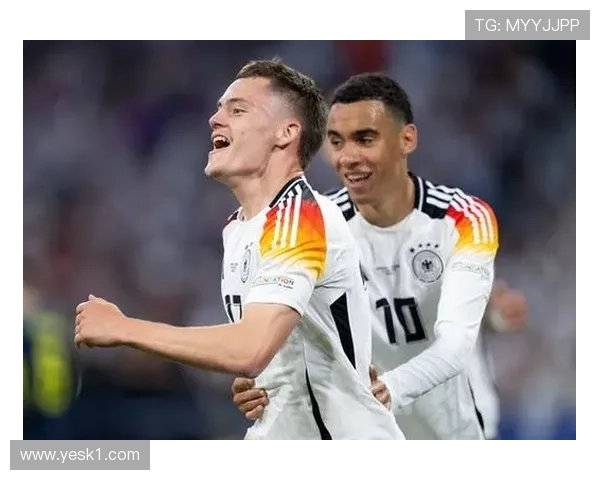 维尔茨与穆西亚拉：德国双星的组织天赋与战术角色差异解析