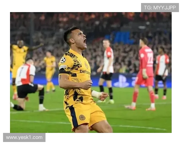 本泽马与劳塔罗·马丁内斯对比：全能中锋与机会主义者角色差异分析